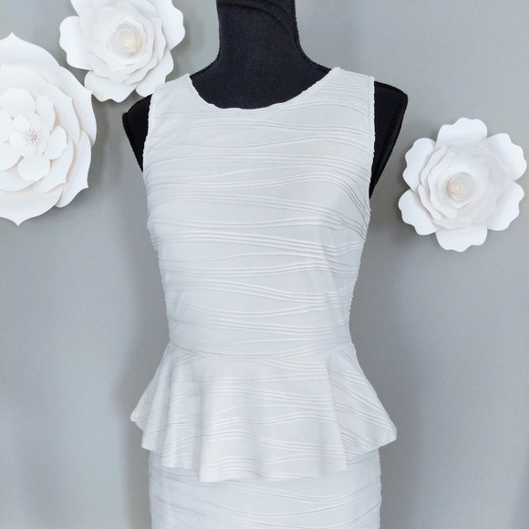 ❗SOLD❗Frank Lyman Ivory Peplum Dress and Jacket - Picture 5 of 8